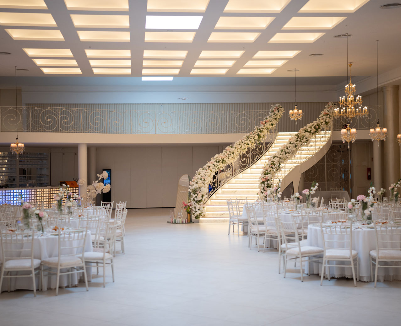 leroyale_golden_hall_bild04